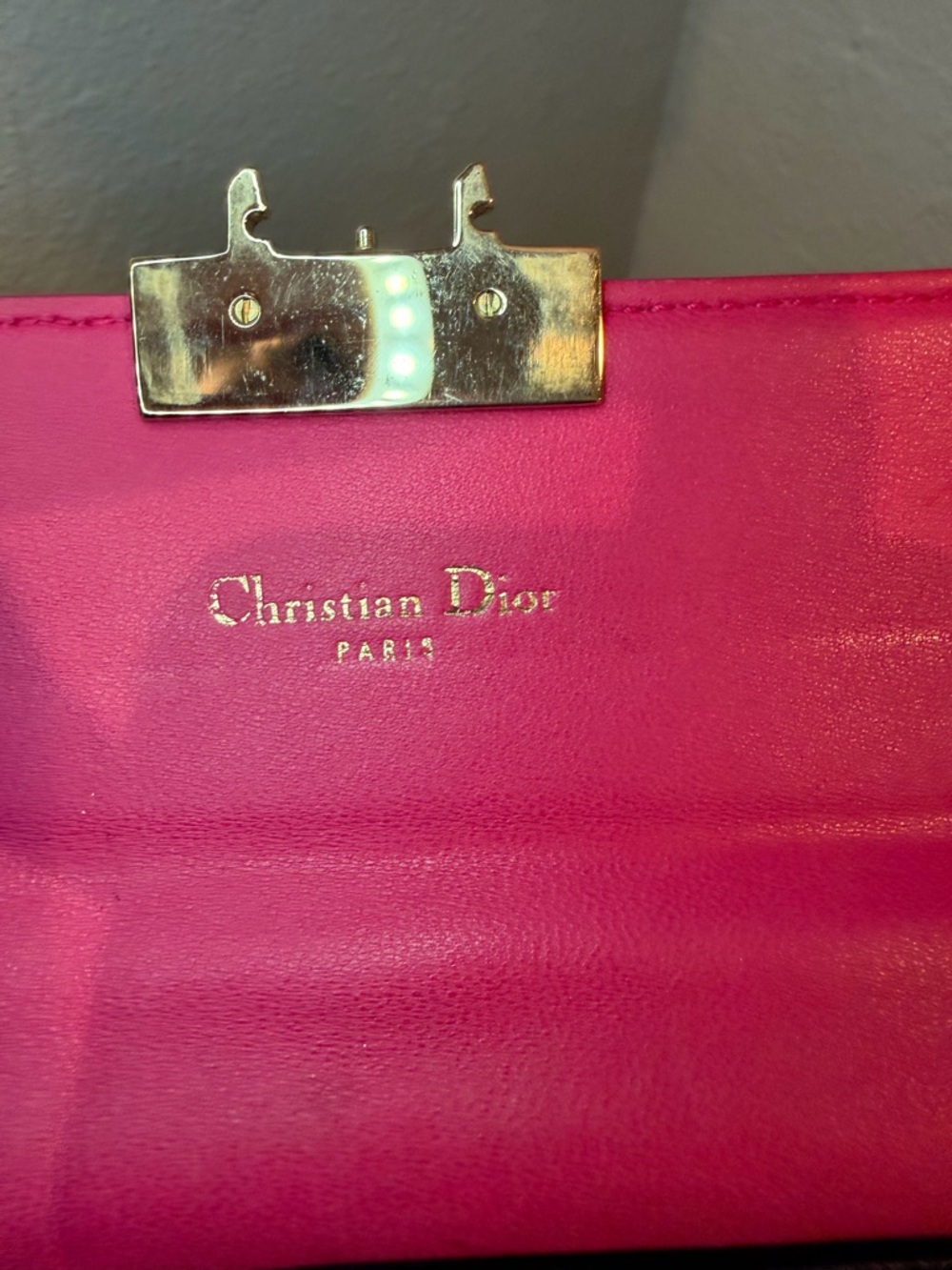 Low start-Dior Red Cannage Quilted Leather wallet with Gold Lock - Picture 5 of 5